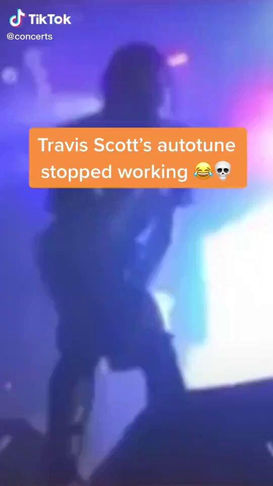 Travis Scotts Autotune Fail Mid-Set.jpg